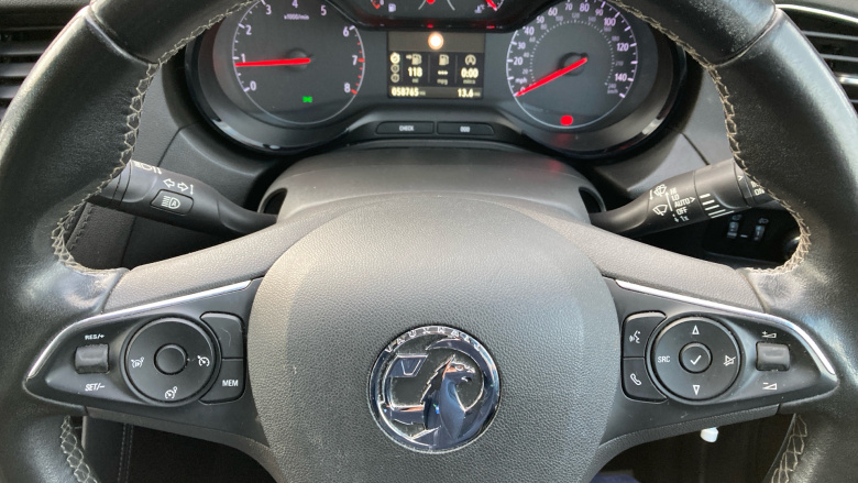 Vauxhall Grandland X 1.5 Turbo D SRi Nav 5dr Diesel Hatchback